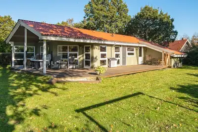 Image de Maison de vacances pour 8 a Glesborg-By Traum