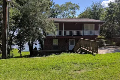 Image de Magnifique maison au bord de l'eau
