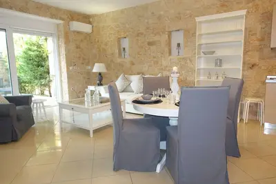 Image de Miss Nefeli - Sublime Stone Appartment in Perdika, Aegina Island