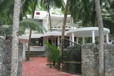 Image de Une maison très très spécial, Villa Lakeview, (avec piscine) Kovalam