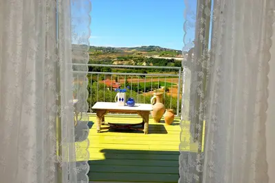 Image de Belle ferme avec 6000 m2, au milieu des arbres vin fruitiers et oliviers