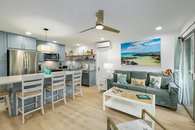 Image de Tropical Garden View à une unité de Beach Front Property-Kihei Kai 6