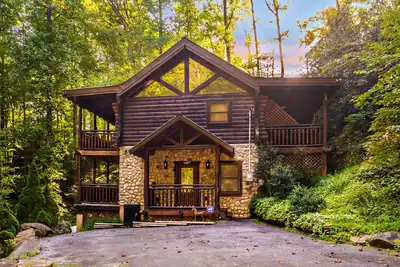 Image de Gatlinburg Dream: Lux-Cabin, cinéma maison, équipements de qualité, à proximité de Gatlinburg et des environs