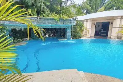 Image de Sosua Bachelor Party 21 Br Hollywood Style Mansions Match De Prix