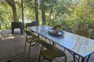 Image de Un havre de paix au milieu de 70 hectares de pinède. Grande terrasse couverte