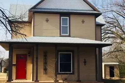 Image de Homey Historic Lodge situé à Larned Kansas