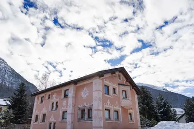 Image de Appartement de vacances La Punt-Chamues-ch pour 4 personnes avec 2 chambres à coucher - Appartement