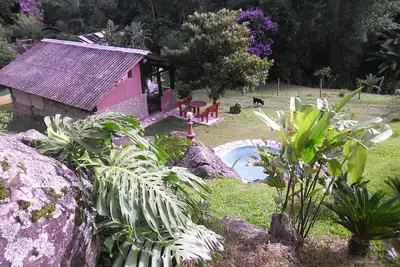 Image de Chale sur le site de Kereruá avec piscine et barbecue exclusif