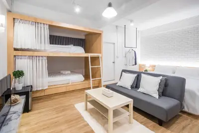 Image de No5 ★ Th39 ★ Chambre avec terrasse privée, 7 minutes à EmQuartier