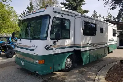 Image de Choisissez: terrain de jeu pour Vtt Hilltop Resort Campsite ou style libre à la plage Nude Beach