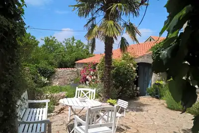 Image de Maison en pierre avec vue mer en Croatie, Dalmatie, Insel Hvar