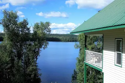 Birch Haven - Un chalet de luxe au bord du lac sur le lac immaculé Horsefly