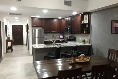 Image de Brand New Condo 3 chambres au 5ème étage sur la plage privée