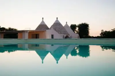 Image de Trulli Elia avec piscine privée