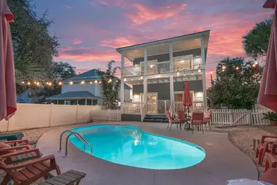 Image de 60 secondes de trajet en chariot de golf sur les plages de sable blanc, piscine privée!