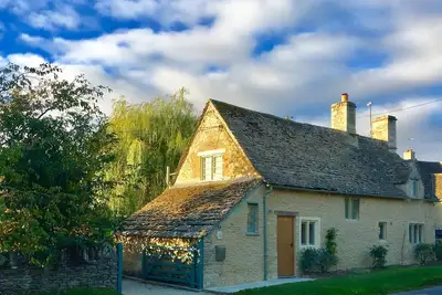 Image de Un Cottage Cotswold primé de cinq étoiles datant de 1670