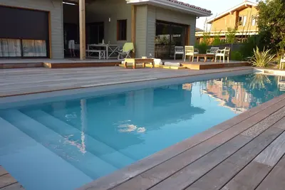 Image de Villa avec piscine entre Bassin et Océan