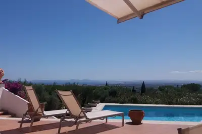 Image de Villa with impressive views over the bay of Rosas & the Ampurdan plain