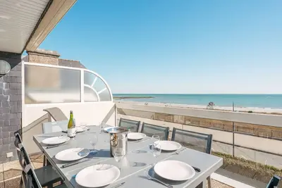 Image de Carnac - Triplex 2 pièces + mezzanine, 85m², 1 chambre, Parking, Proche plage