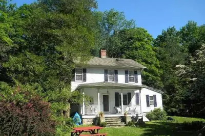 Image de Romantique Riverfront ferme à historiques Corners Aspetuck