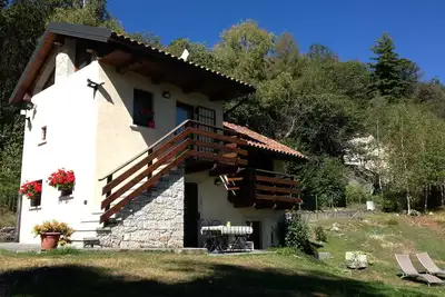 Image de Lac d'Orta Villino avec vue imprenable sur le lac