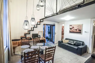 Image de Garage de stationnement Central Apartman