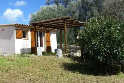 Image de Mini villa + terrasse sur grand terrain à Muratello pour 2 personnes