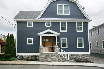 Image de 3 chambres / 2 salles de bain au coeur du village de plaisance de Newport