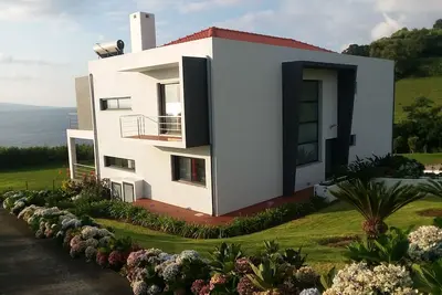 Image de Açores, Faial, Maison en Front de Mer à louer, Premier étage