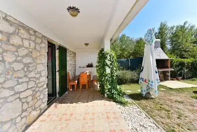 Image de Maison en pierre romantique Orhideja