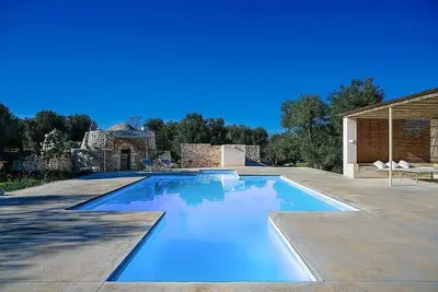 Image de Villa Madrevita: Une villa caractéristique et accueillante dans le style caractéristique de la campagne des Pouilles.