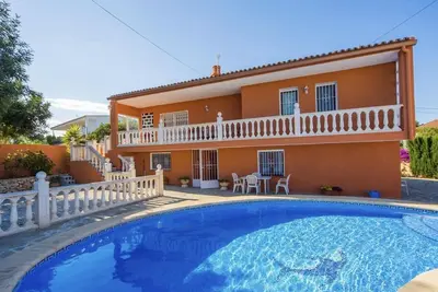 Image de Villa idéale pour des vacances en famille, piscine privée, à 5 minutes de la plage