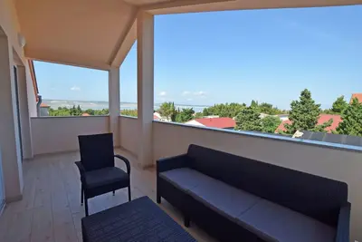 Image de Appartement pour jusqu'à 7 personnes avec vue sur les montagnes et la mer