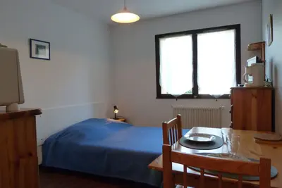 Studio 2 personnes avec parking   Annecy