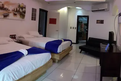 Image de Confortable, relaxant et privé Bed & Breakfast Inn, transfert aéroport, tour.