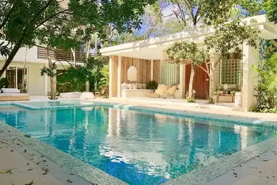 Image de Nouveau! Emplacement et confort ☆ Jacuzzi Cond Condo de luxe neuf