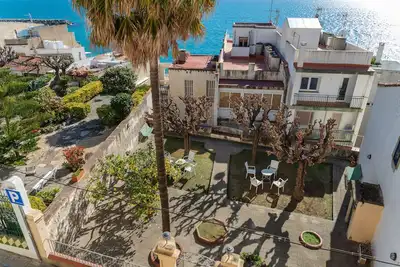 Magnifique maison traditionnelle à la plage. Wifi gratuit