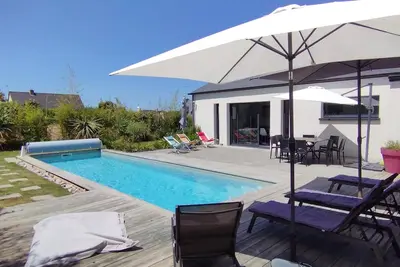 Image de Maison bord de mer avec piscine privée