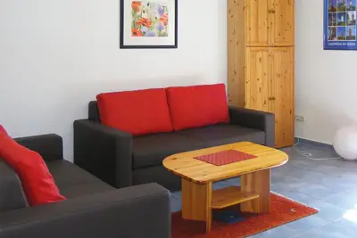 Image de Endreihenhaus très agréable près de la forêt pour 4 personnes, jardin, animaux acceptés