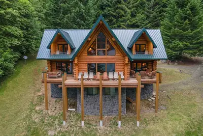 Image de Lake Front Lodge sur le lac Swift