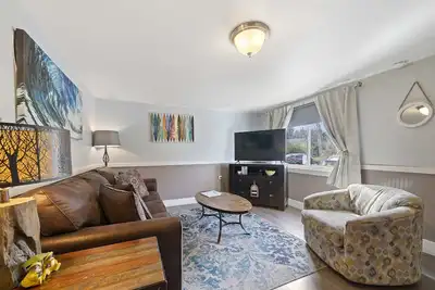 Image de S6 - Hang Ten @ Surf Inn