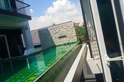 Image de 3BRs 5 BathRms avec piscine privée à Bkk, 3 km du métro, 9 km de l'aéroport de Bkk