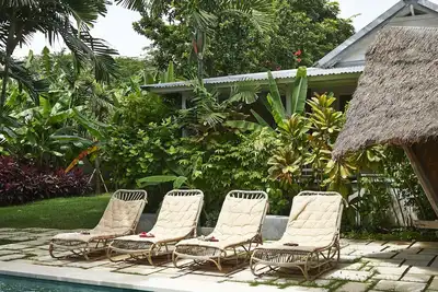 Image de Élégance traditionnelle au cœur de Seminyak, boutiques et cafés à quelques minutes seulement