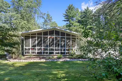 Image de Sawyer Home près des Warren Dunes avec piscine chauffée!