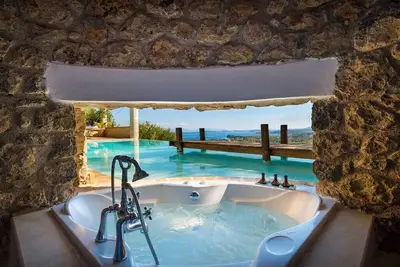 Image de Villa Bournella \" one of 50 best villas in Europe\" by Sunday Times.