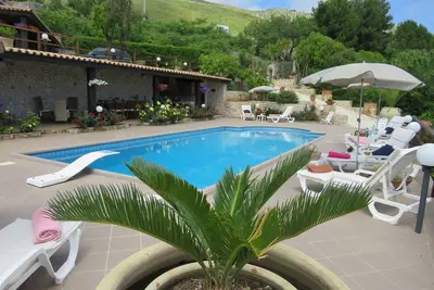 Casale Giulietta (demeure de berger en pierre magnifiquement rénovée)