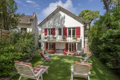 Image de La Baule - Villa proche de la plage et du centre-ville