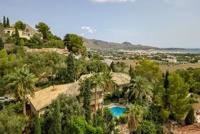 Image de Villa Extraordinaire Avec Vue Sur La Mer Et À Quelques Minutes De La Plage