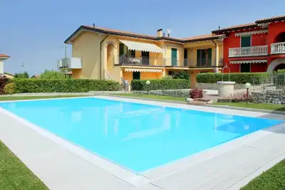 Image de Appartement de campagne paisible avec piscine