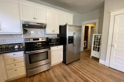 Image de Escapade du Maître: 10 minutes du National; 30 s à pied de Amazing coffee & Bbq!